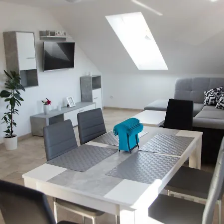 U Fuxu Apartment *